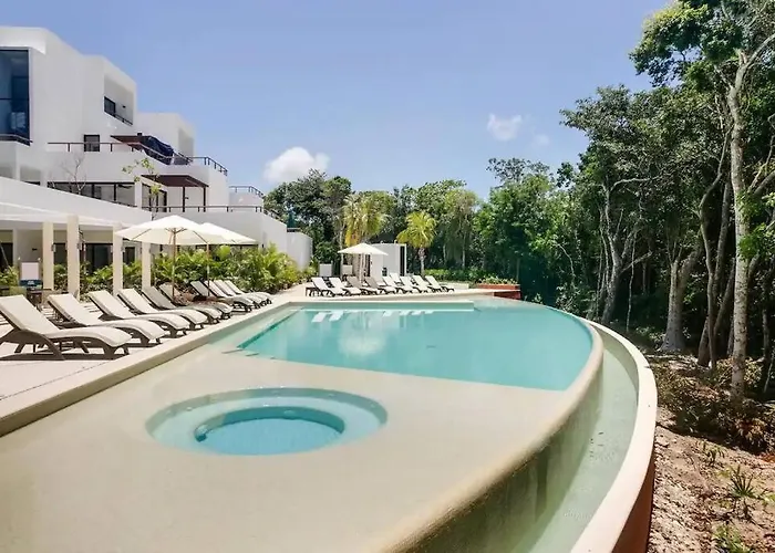 Tropical Escape Apartment *