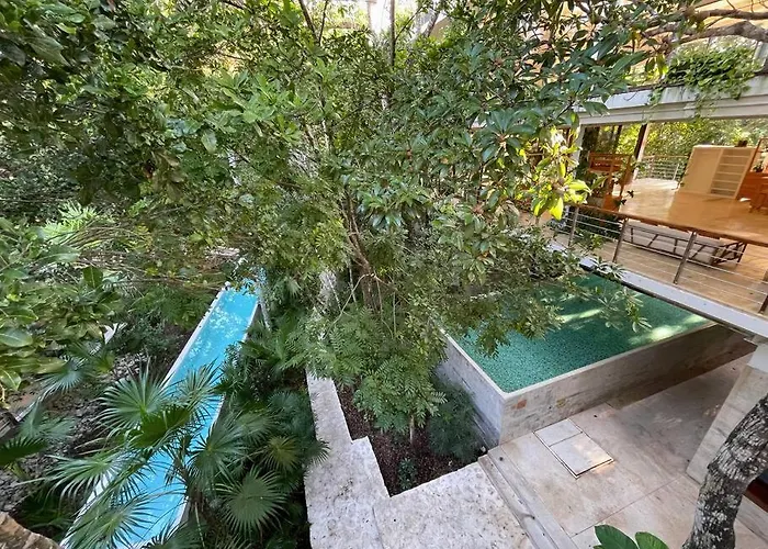 Tropical Escape Apartment *