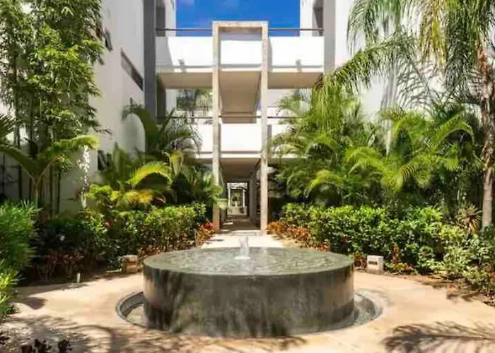 Tropical Escape * Akumal